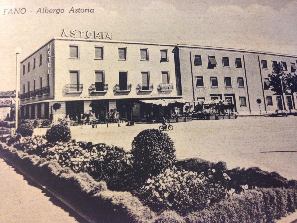 فندق Astoria بيزارو المظهر الخارجي الصورة